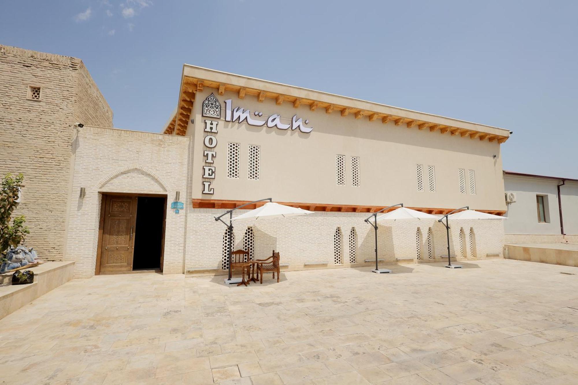 בוקורו Iman Boutique Hotel מראה חיצוני תמונה